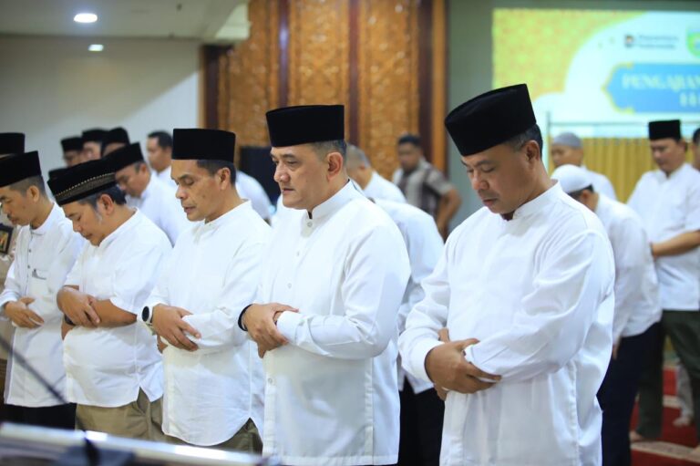 kp2DBm8L332RzjxhLV6kk1vrEfRQ9Gssj57VpBX8